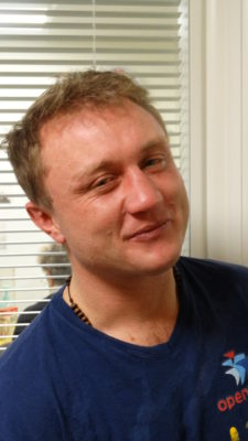 portrait d'un bénéficiaire souriant